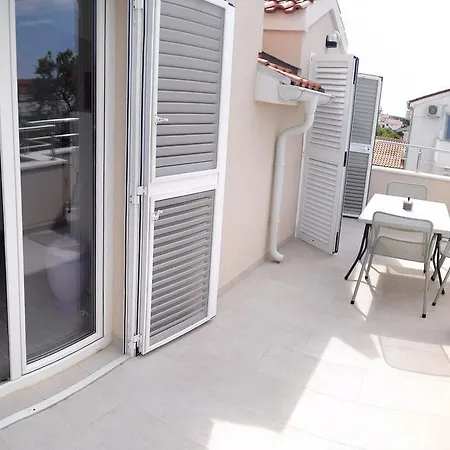 Deluxe Lavanda * Βόντιτσε