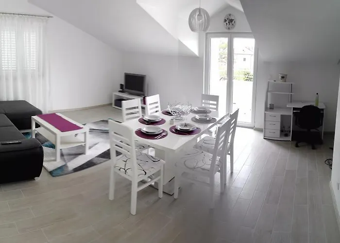 Deluxe Lavanda Apartman